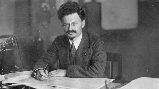 Matar a Trotsky, un encargo de Stalin a un comunista catalán que casi fracasa al usar un piolet