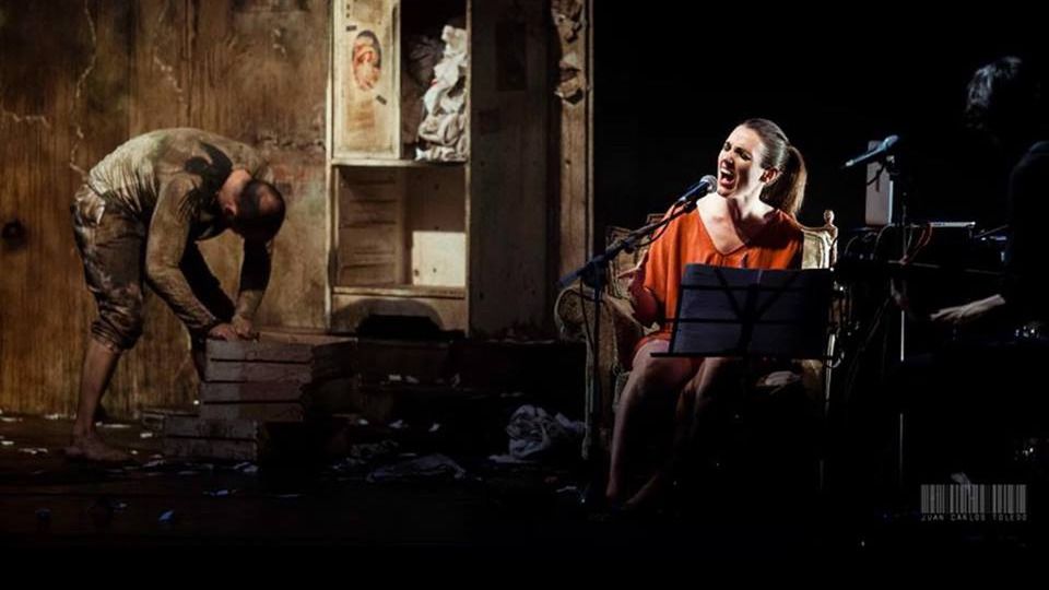 'El cínico', de Chevi Muraday, un bellísimo espectáculo que conjuga danza y música en directo