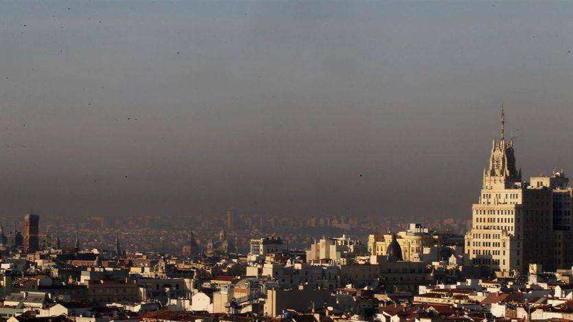 La contaminación le agua las fiestas a Madrid: activado el 'Escenario 1' con limitación de velocidad