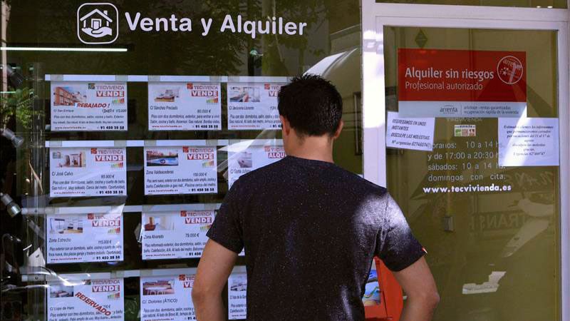 Los jóvenes españoles necesitarían ganar el doble para poder comprarse un piso