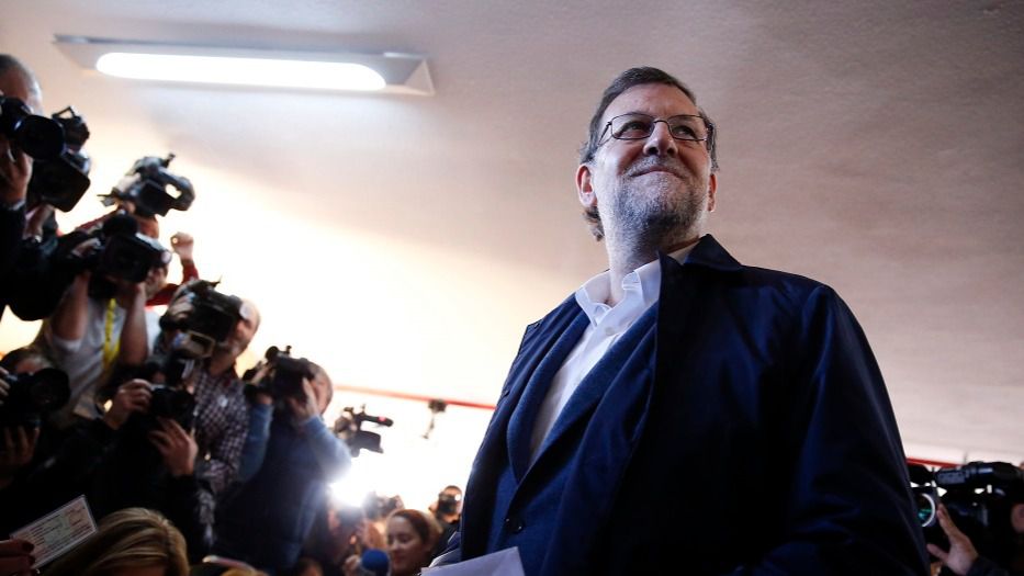 Rajoy reitera que el pacto que busca Sánchez con Podemos "no es lo más conveniente para España"