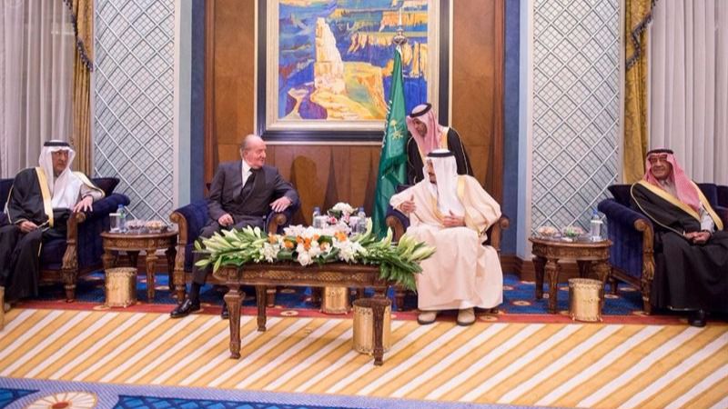 Podemos quiere frenar el viaje de los Reyes a Arabia Saudí