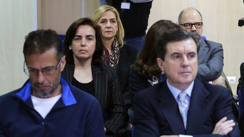 Arranca el histórico juicio del 'caso Nóos' con la imagen de la infanta Cristina sentada en el banquillo de los acusados