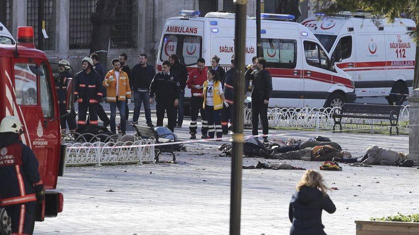Un atentado en el centro de Estambul deja al menos 8 muertos tras una fuerte explosión