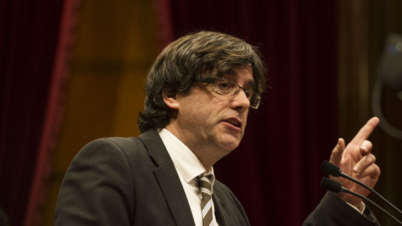 Puigdemont promete lograr la independencia: llevará a los catalanes "a las puertas de un nuevo Estado"