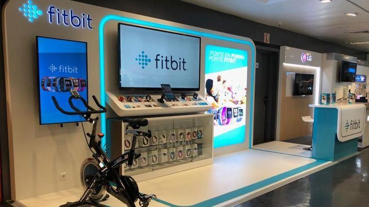 El Corte Inglés abre la primera tienda de Fitbit en España
