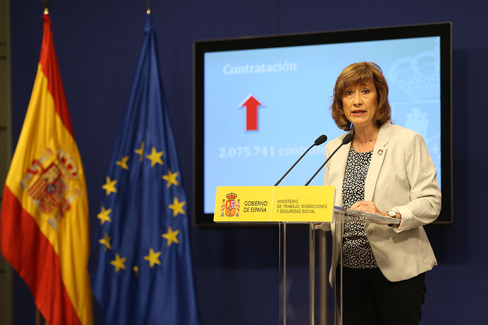El Ministerio de Trabajo abronca al Banco de España por sus "malos augurios" sobre la subida del SMI