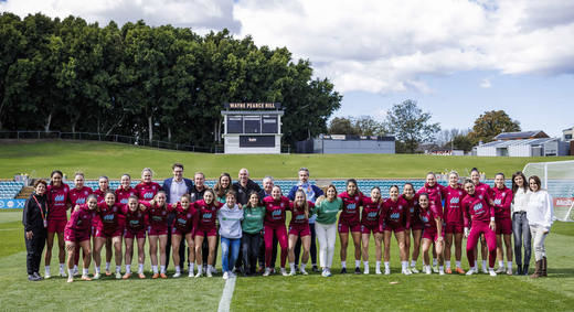 Las embajadoras de Iberdrola, en Sídney para visitar a la Selección femenina de fútbol