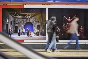 Las estaciones de Metro cercanas a Teatros del Canal y CA2M se renuevan con propuestas artísticas