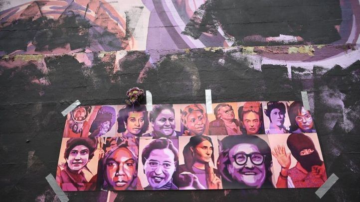 Almeida se compromete a restaurar la imagen original del mural feminista vandalizado en Ciudad Lineal