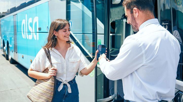 Ya se puede viajar gratis en las líneas​ ​de autobús estatales operadas por Alsa (Foto: Alsa)
