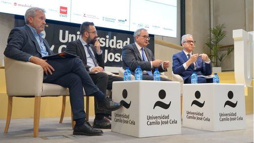 Segunda mesa de debate en la VIII Jornada de Educación.