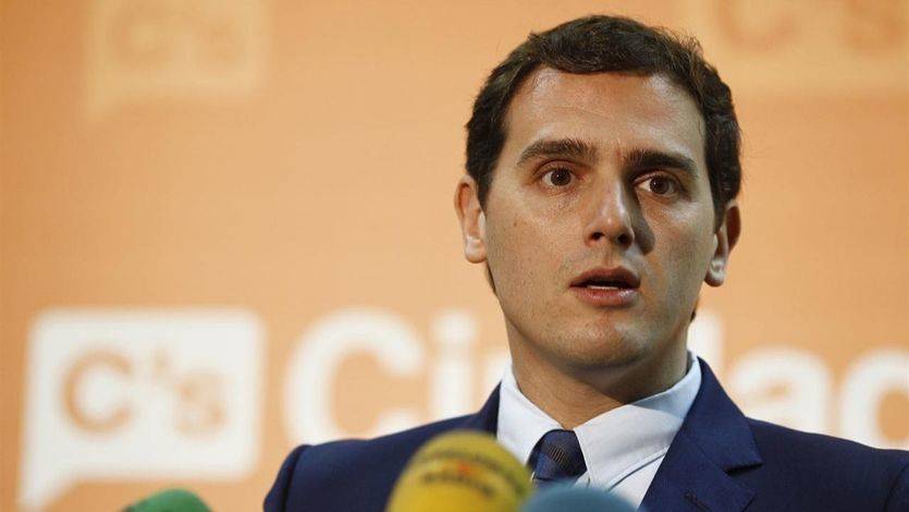 Rivera asegura que le toca a Sánchez plantear un Gobierno después de que Rajoy 'pasara turno'