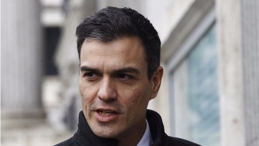 Sánchez devuelve un 'no' rotundo a Mariano Rajoy y a Felipe González