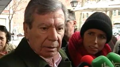 José Luis Corcuera da una 'patada en la puerta' del periodismo