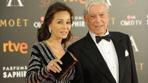 Isabel Preysler y Mario Vargas Llosa deslumbran en la gala de los Goya