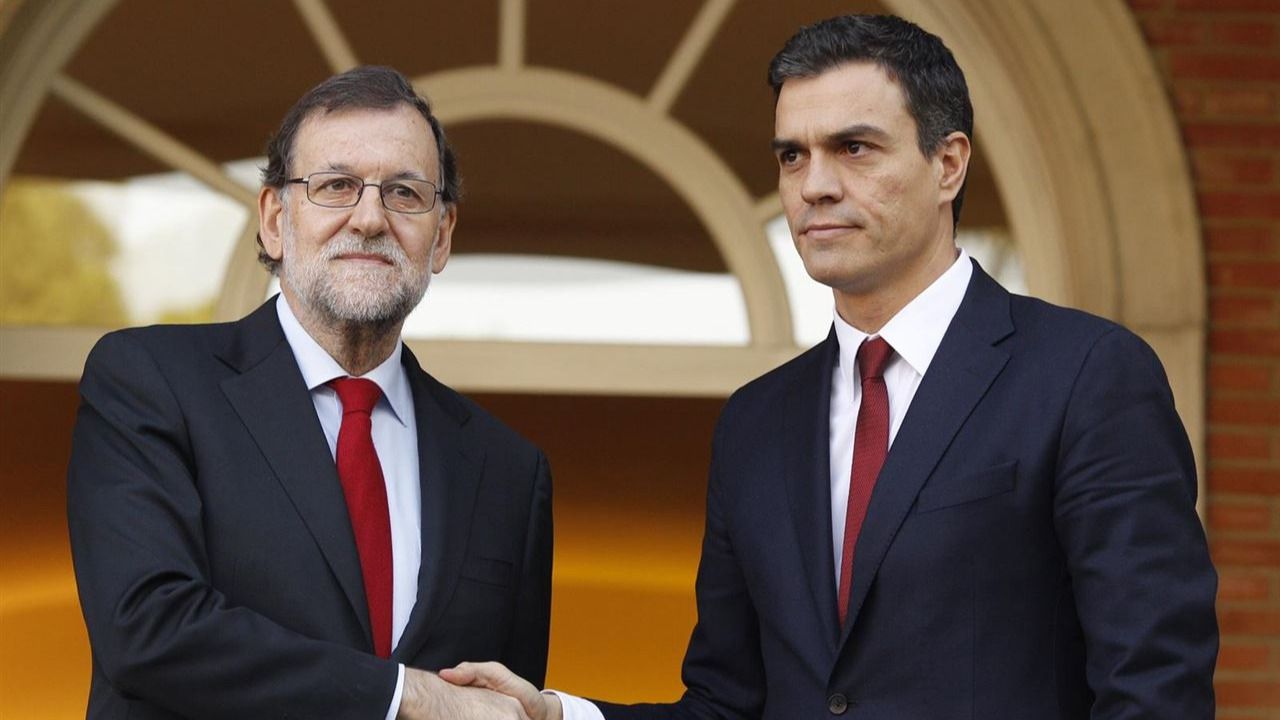 Sánchez cede y hablará con Rajoy: "Como dice que no me quiero reunir con él le tiendo la mano para que nos veamos"