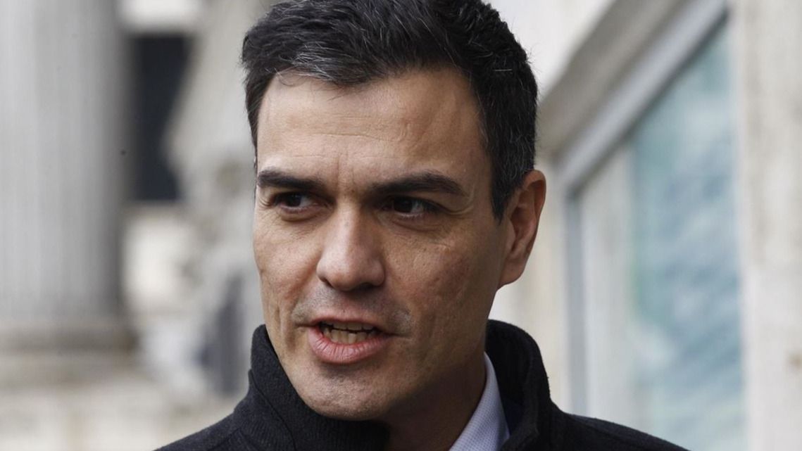 El ahora suave editorial de 'El País' sobre Sánchez y sus pactos