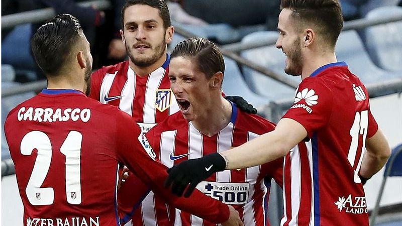 La resurrección de Torres mantiene en la pelea a un Atlético que gana en Getafe con un gol suyo (0-1)