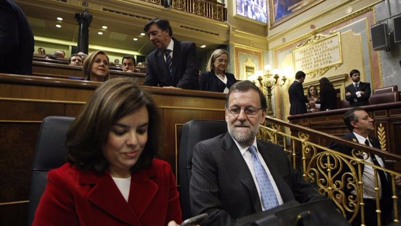 Soraya Sáenz de Santamaría y Mariano Rajoy, en la sesión de apertura del Congreso este miércoles.