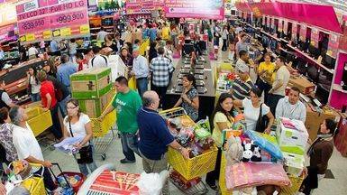 La confianza de los consumidores estadounidenses desciende en febrero