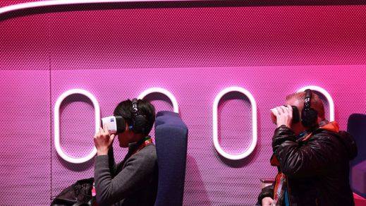 Grafeno, gafas de Realidad Virtual y el fin de las SIM: los otros protagonistas del Mobile World Congress