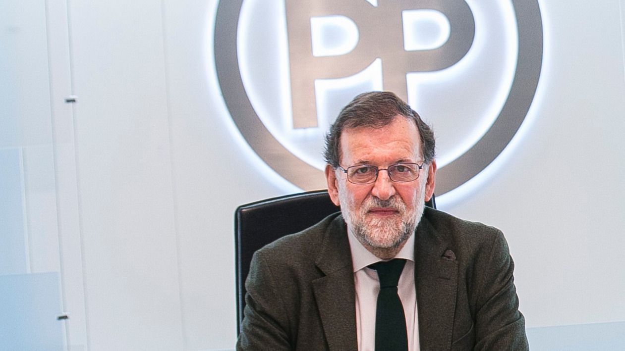 Rajoy muestra sus cartas sobre lo que busca en el debate de investidura: propondrá "forjar un Gobierno serio, moderado y de consenso"