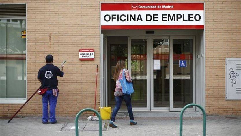 A España le sube el paro mientras espera tener gobierno: 2.231 desempleados más en febrero