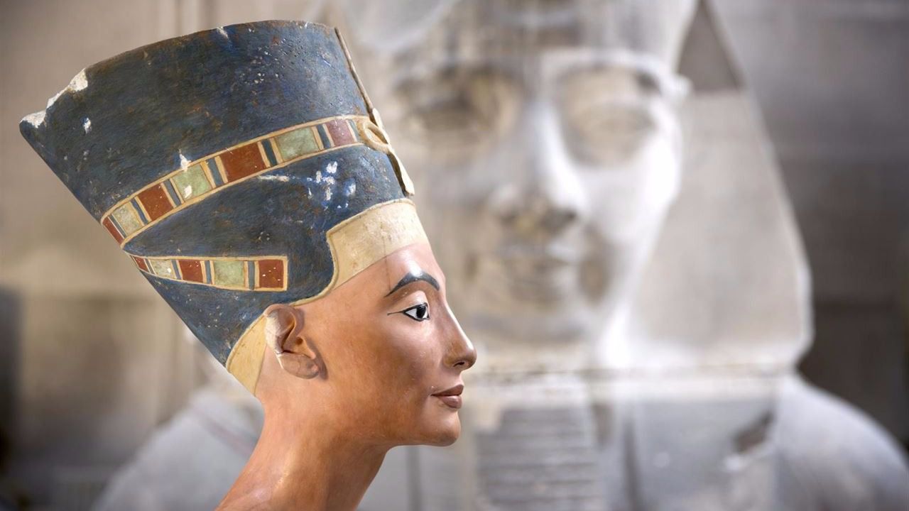 Nefertiti podría estar metida en el 'armario' secreto de Tutankamón