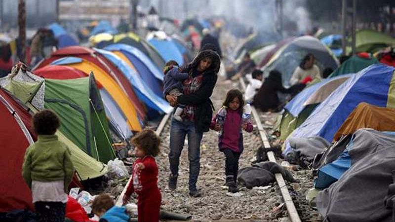 La Unión Europea y Turquía cierran su acuerdo anti-refugiados 'maquillado'