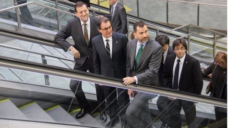 Rey, Rajoy, Mas, Puigdemont