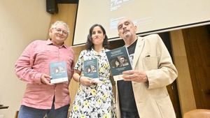 'Vidas casi paralelas y viento del pueblo. Miguel Hernández y Tina Modotti', el último libro de Miguel Ángel Almodóvar