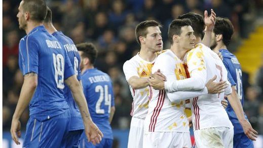 'Matador' Aduriz y 'Parador' De Gea salvan a una pésima España ante una Italia muy superior (1-1)