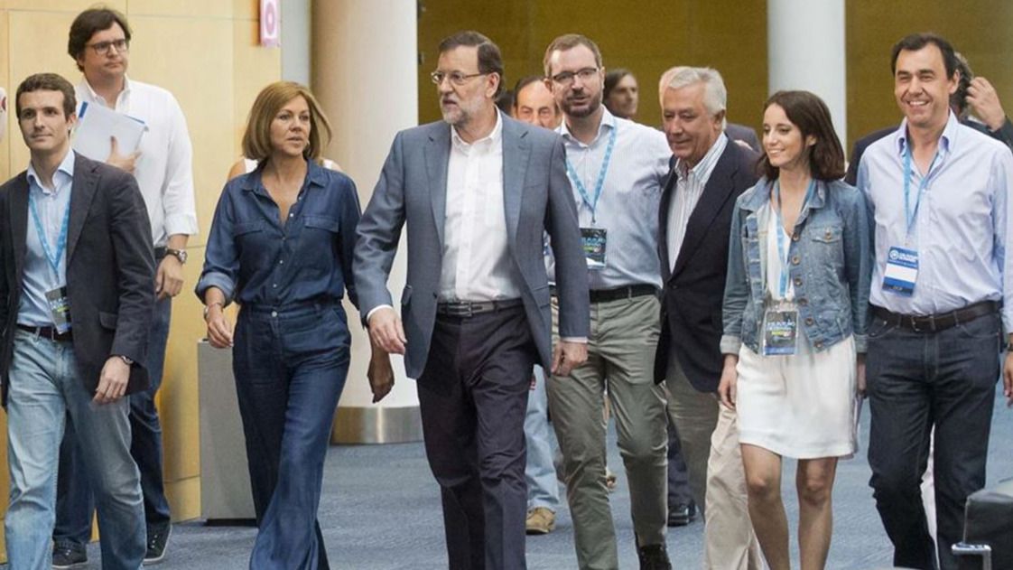 Los jóvenes del PP se rebelan contra Rajoy y la cúpula inmovilista del partido