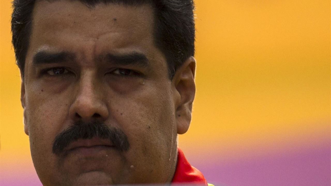 Maduro se desata y llama "basura corrupta" a Rajoy