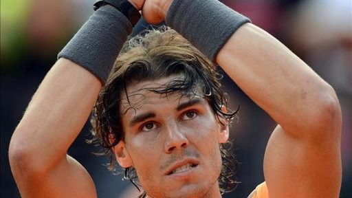 Nadal busca el salto en su superficie favorita