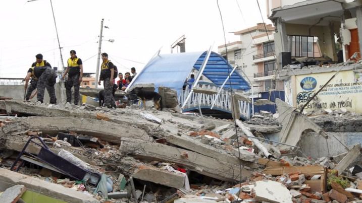 Ecuador en estado de excepción: ya son más de 230 los muertos tras la cadena de terremotos