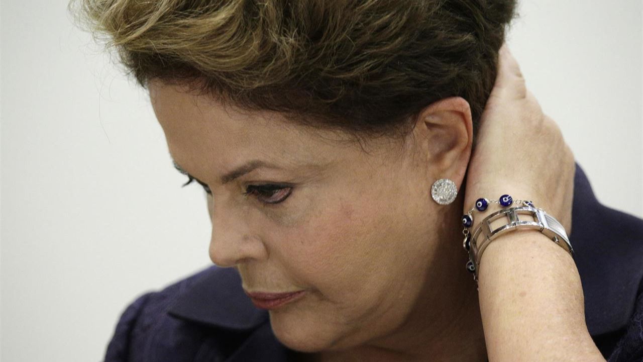 Rousseff, sentenciada: la mayoría de senadores votan a favor de su 'impeachment'