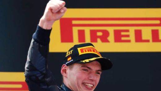 Verstappen se estrena con triunfo y récord de precocidad en Red Bull; Sainz, sexto
