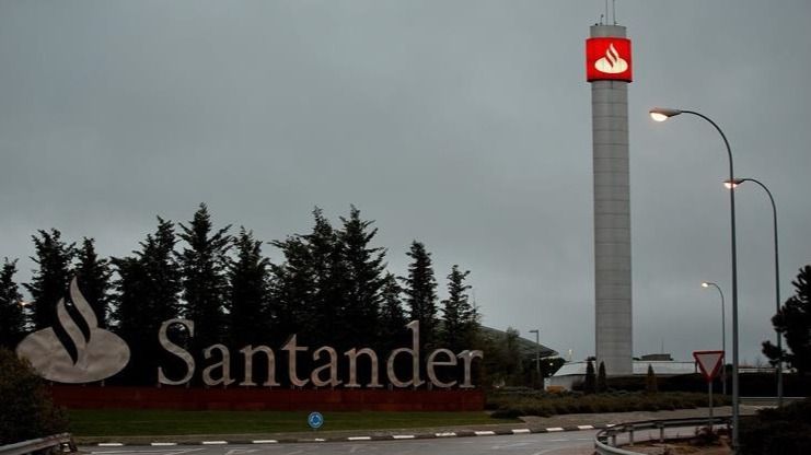 La Guardia Civil registra las oficinas del Banco Santander para pedir datos de cuentas vinculadas a la 'lista Falciani'