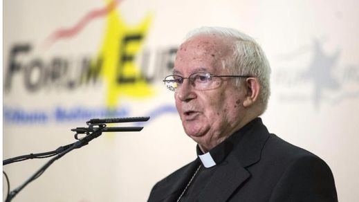 Denuncia contra el arzobispo Cañizares por su última 'rajada' sobre la igualdad