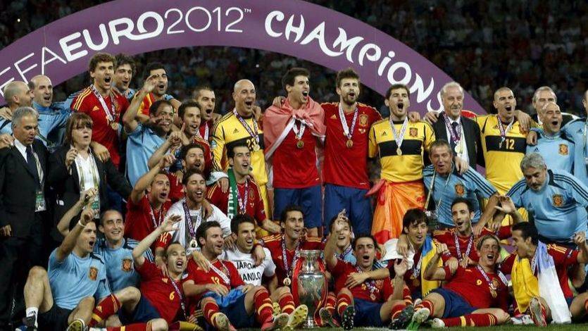 Francia y Rumanía abren la Eurocopa con La Roja a olvidar su petardazo 'mundial' y sumar su cuarto título