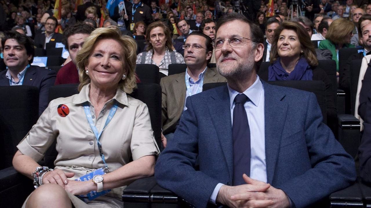 Aguirre se busca una buena excusa para no aparecer con Rajoy en la campaña