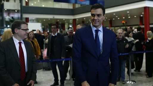 Jordi Sevilla allana el camino para el sector del PSOE que busca quedarse en la oposición