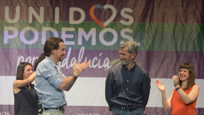 Iglesias advierte contra la gran coalición: "Apoyar al PP no es serio ni responsable"