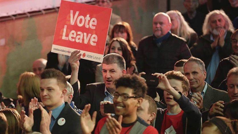Reino Unido ya vota en el histórico referéndum del 'Brexit' con empate total entre el 'sí y el 'no' a la permanencia en la UE