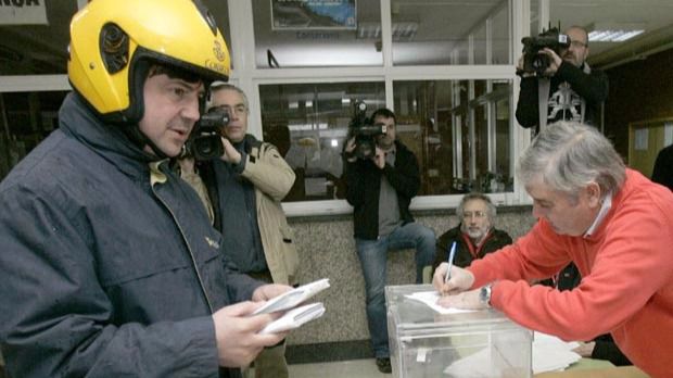 De vacaciones con el trabajo electoral hecho: cerca de 1.400.000 censados en España votaron por correo