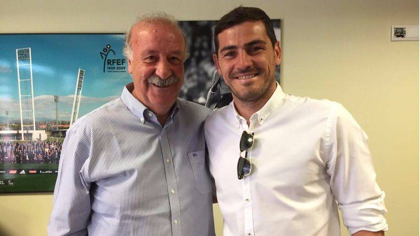 '25 años juntos y los que nos quedan': Casillas y Del Bosque entierran el hacha de guerra