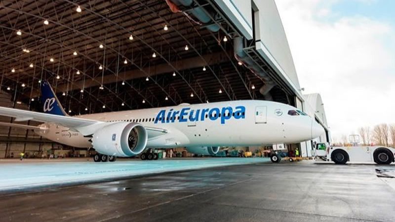 Los pilotos de Air Europa se van a la huelga en plena temporada de turismo de verano, entre finales de julio y principios de agosto