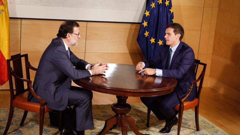 La nueva reunión entre Rajoy y Rivera para intentar formar gobierno será este miércoles